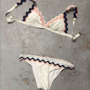 Cream and Pink Scalloped Bikini Set HUBBA HUBBA - Size Large NWOT